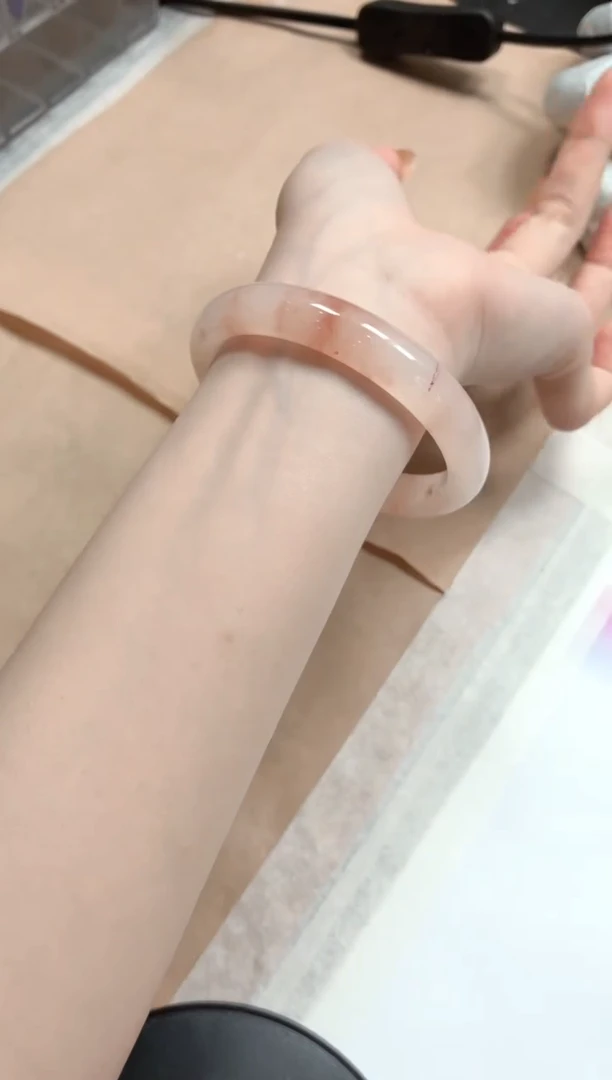 石英质玉手镯未镶嵌329-60.8桃花