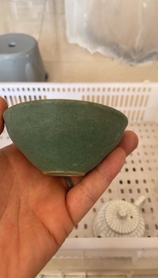 摄影的产品有使用过的痕迹有点脏介意勿拍