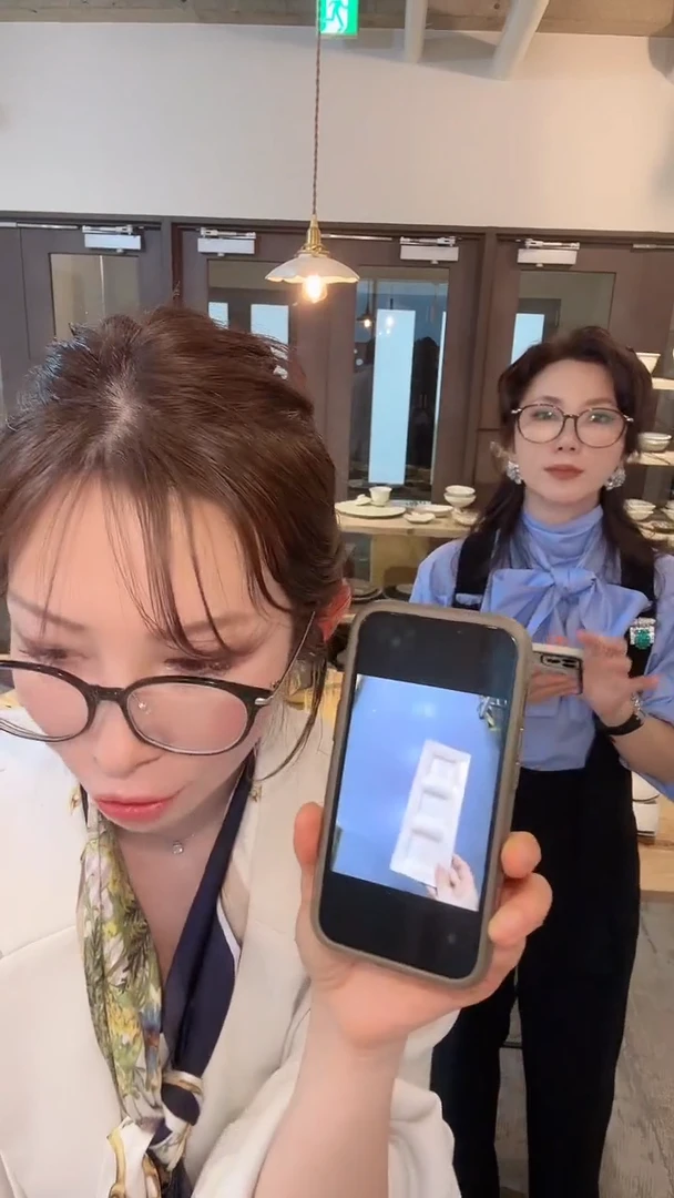 【闪购商品】盘【古谷】粉引三格蘸料碟*1个(随机发)