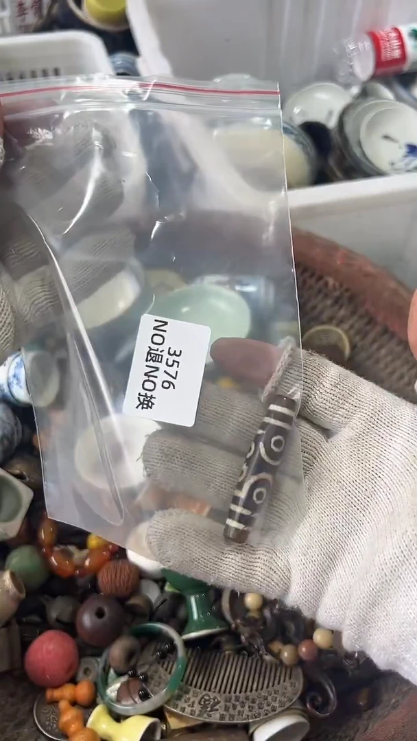 陶瓷扁****》直播闪购链接瓷器摆件等