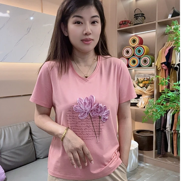 怡特美【和和美美】夏季兰精莫代尔+棉摇花刺绣V领短袖T恤V259855