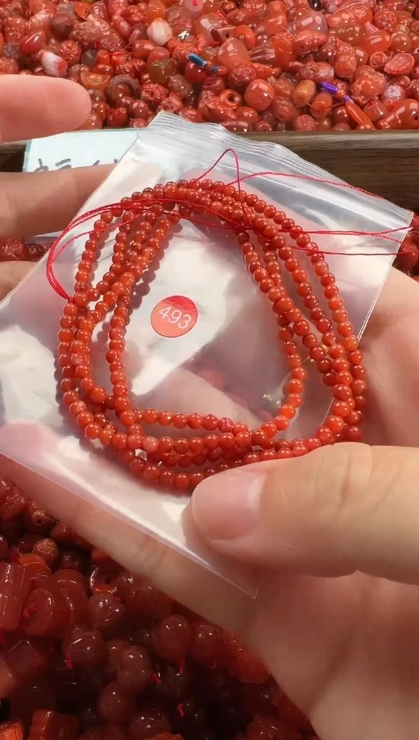 颈饰未镶嵌南红玛瑙1