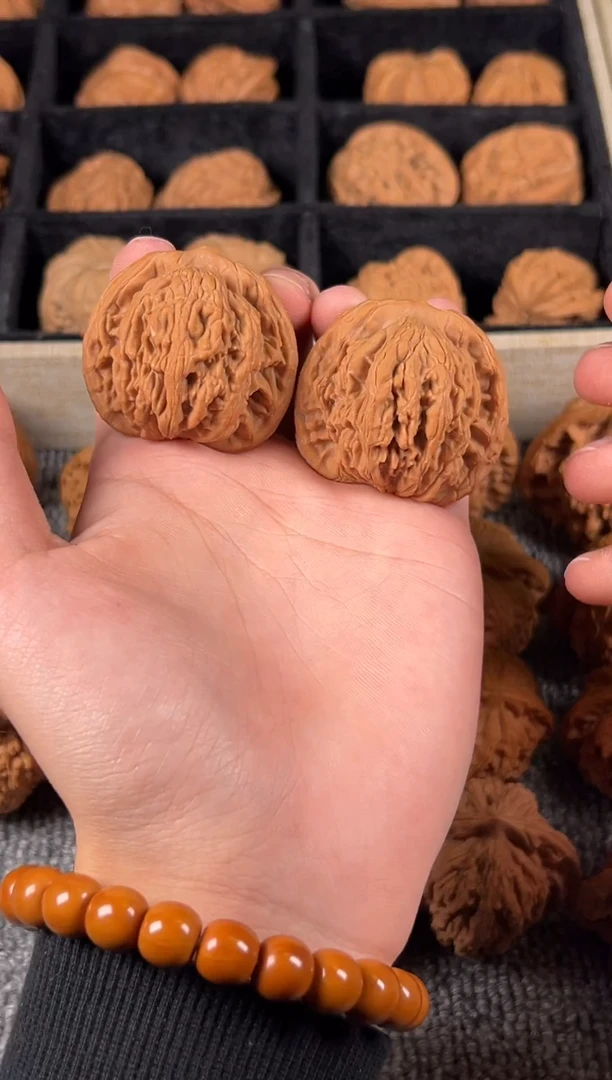 把件文玩核桃全品43尺虎头12号