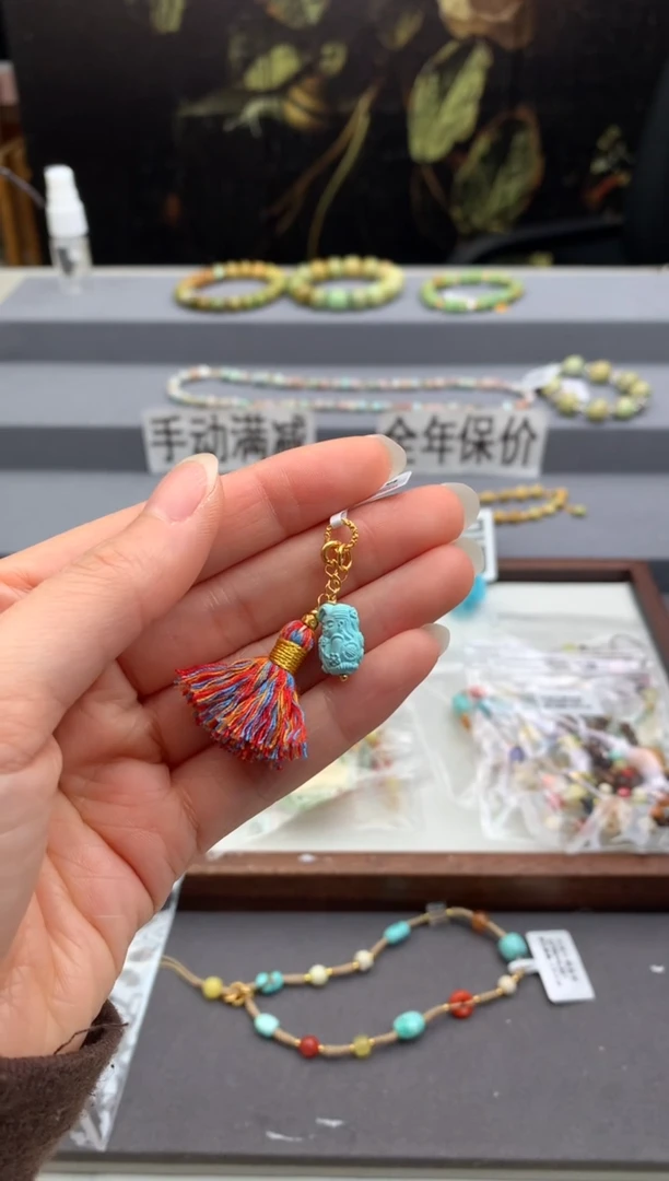 未镶嵌绿松石精工雕刻件茜.T234