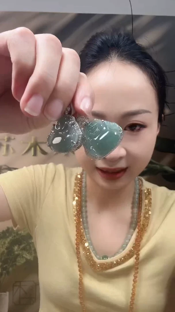 翡翠未镶嵌颈饰14/佛公（多样性发货发一件）