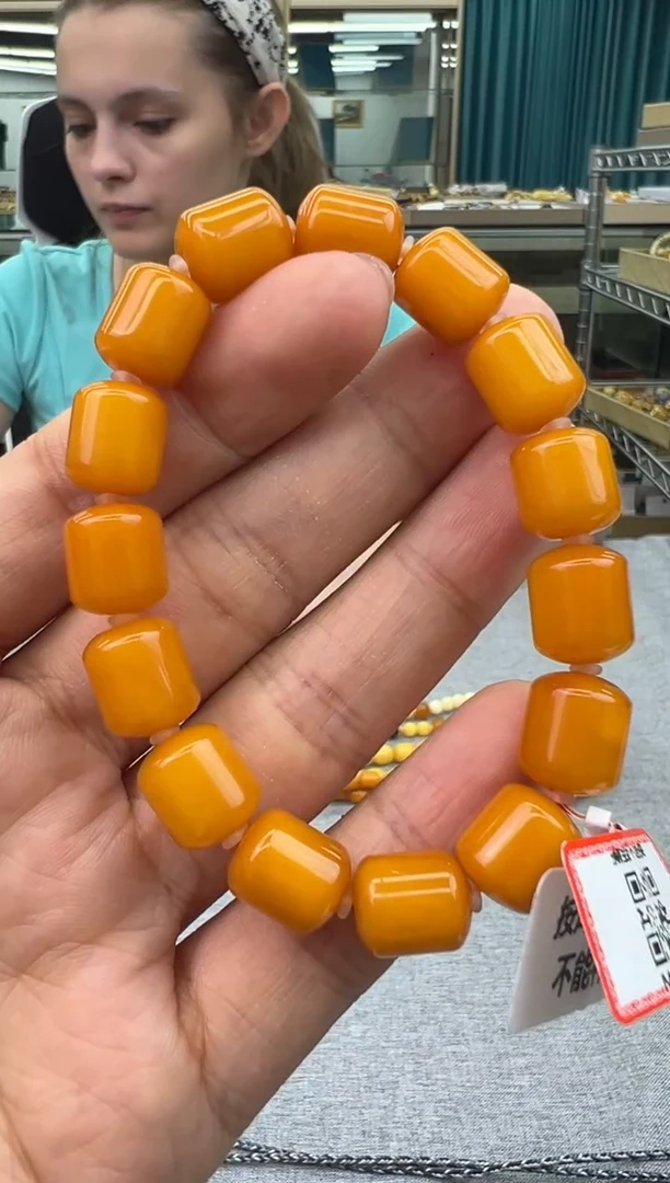 未镶嵌琥珀手链201秒拍号假一罚十