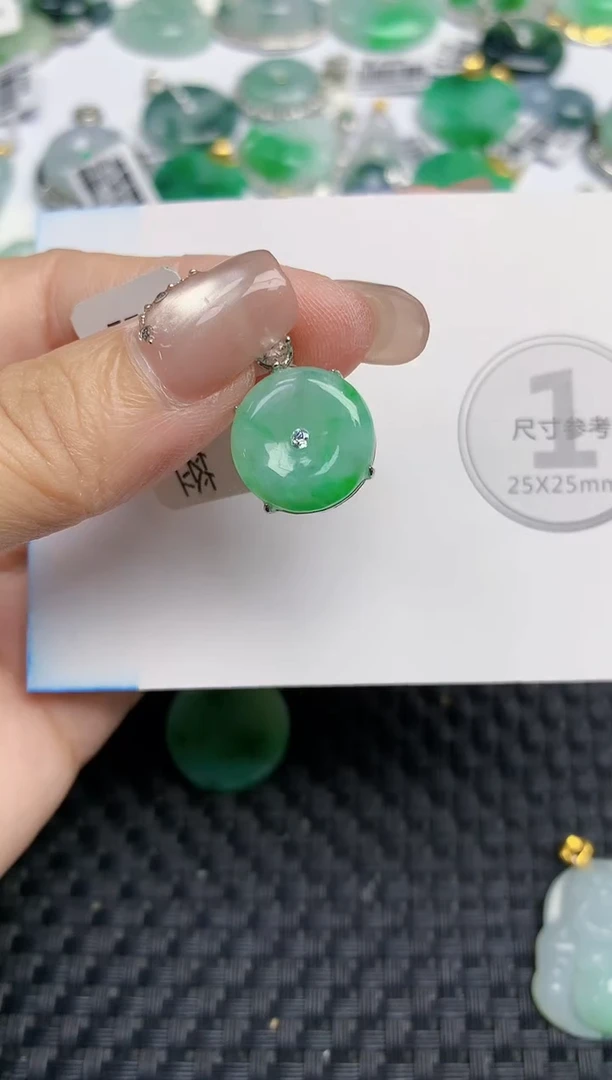 颈饰未镶嵌翡翠天然缅甸A货翡翠百元以上9元证书费自理