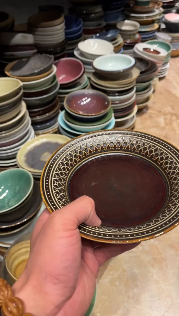 【闪购商品】瓷片764微瑕天目格格菜盘1个