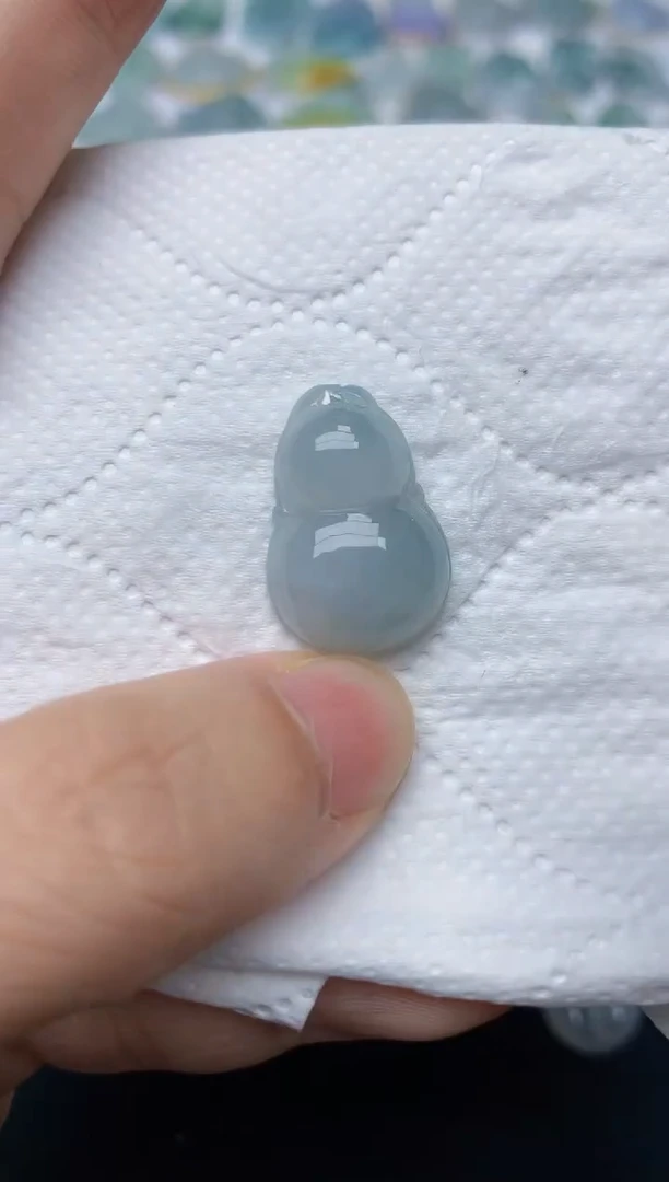 翡翠未镶嵌颈饰天然缅甸A货翡翠