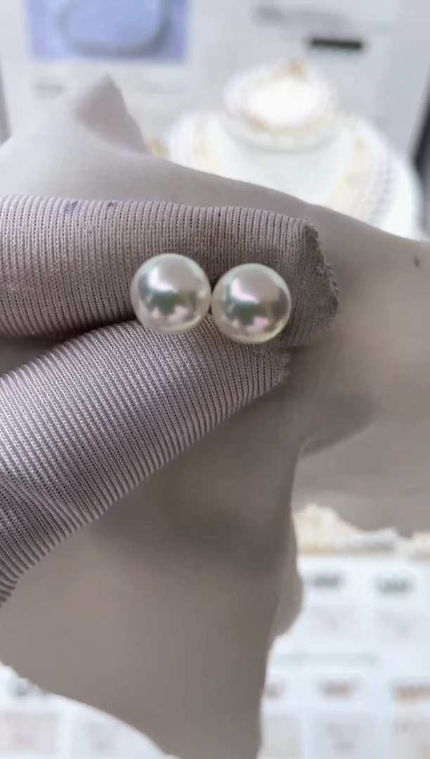 18K金镶嵌耳饰海水珍珠美*特选福利不退不换8.5-9mm