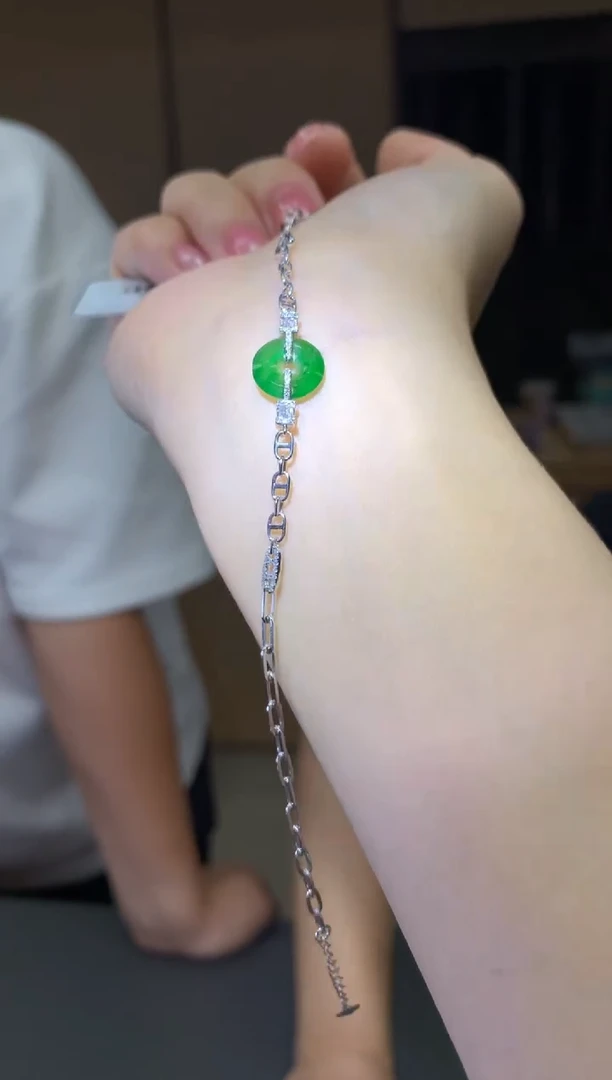 18K金镶嵌手链翡翠|不退不换