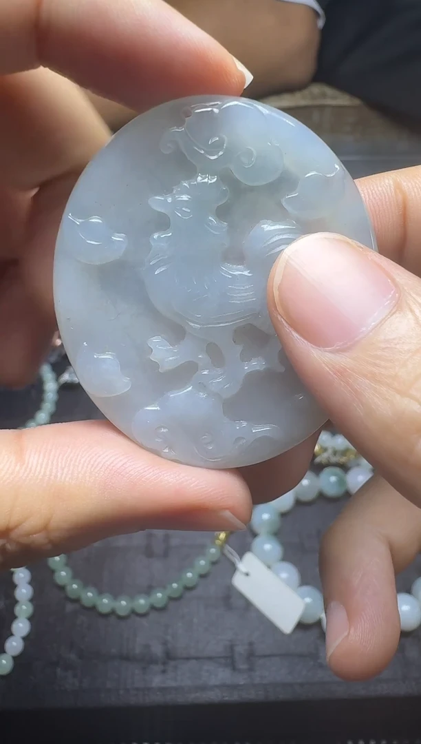 未镶嵌定制翡翠牌子