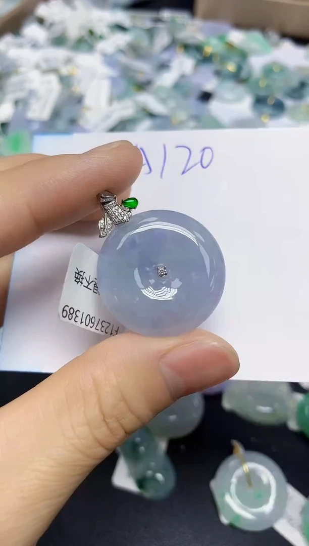 颈饰18K金镶嵌翡翠天然缅甸翡翠A货翡翠百元以上9元证书费自理