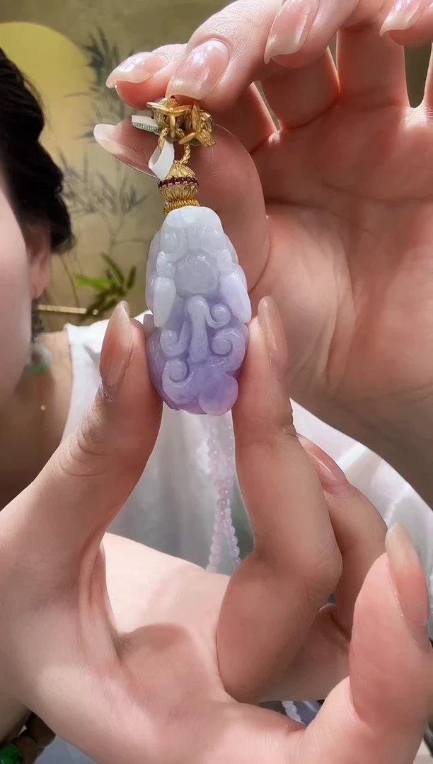 颈饰未镶嵌翡翠吊坠