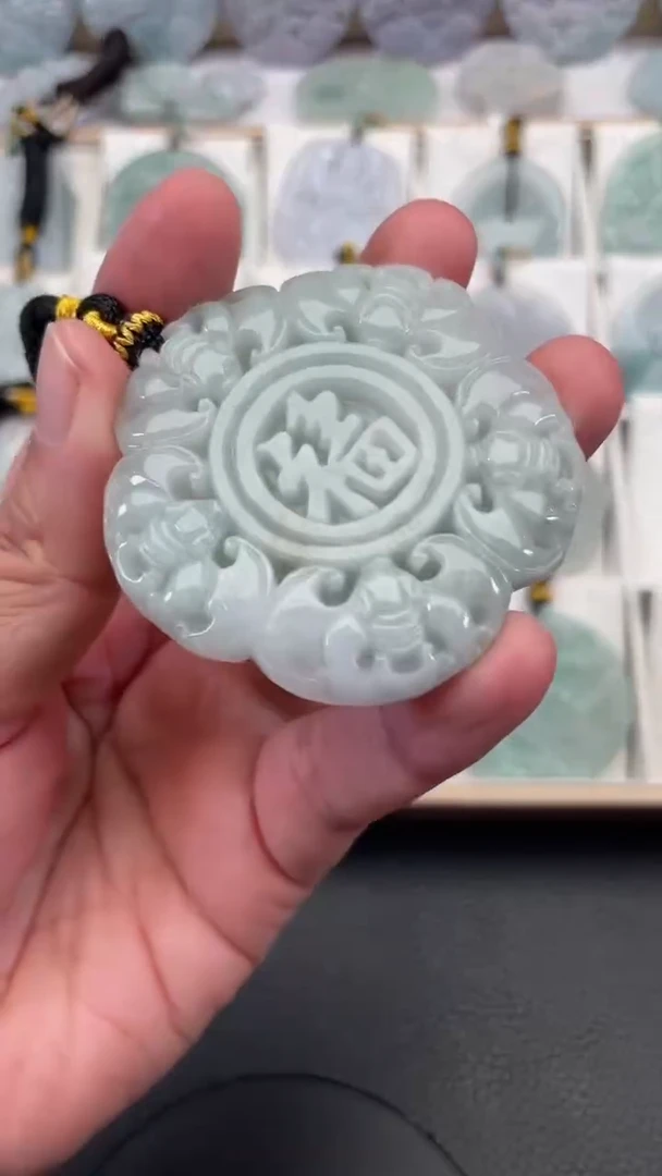 颈饰未镶嵌翡翠天然缅甸翡翠A货239