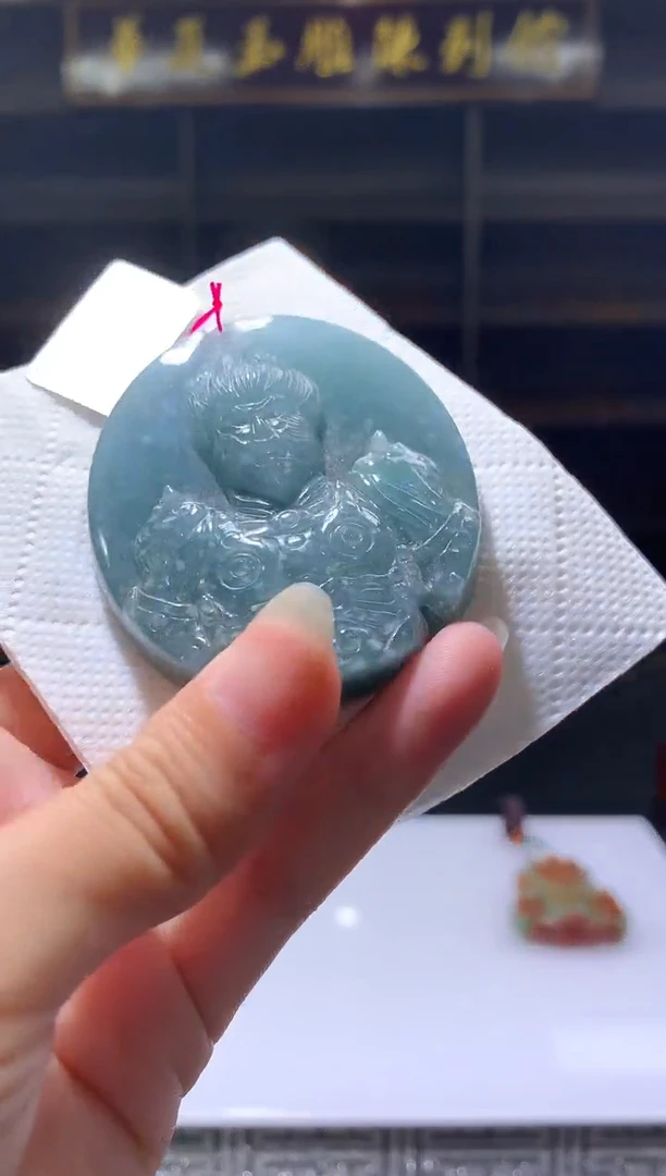 颈饰未镶嵌翡翠用****)天然翡翠（拍一发一）