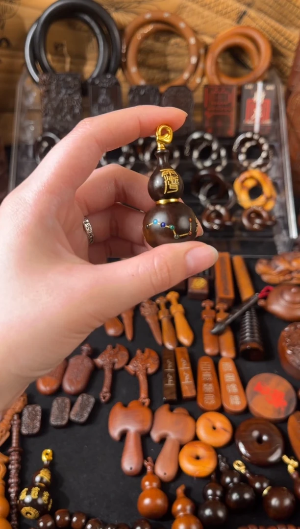 木雷枣玉化 珐琅彩 开口葫芦 乾坤圈