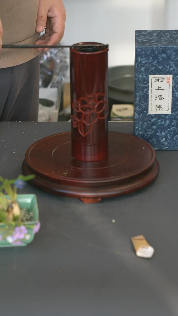 【闪购商品】木无使用漆花瓶21*7cm