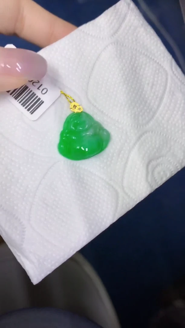 颈饰18K金镶嵌翡翠缅甸天然翡翠A货