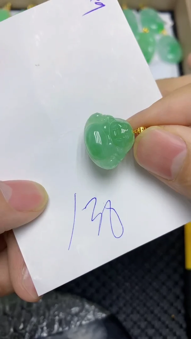 颈饰18K金镶嵌翡翠翡翠11111111
