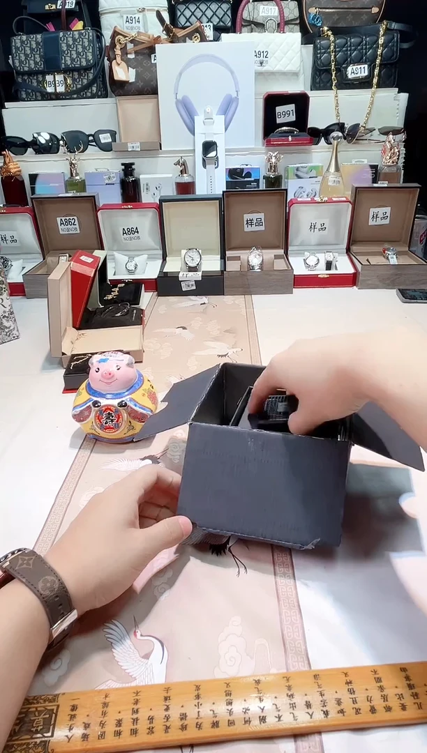瓷片瓷器 库房到期 全部地板价@@1
