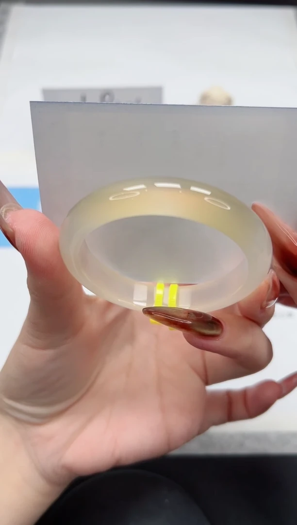 【闪购商品】玛瑙/玉髓手镯未镶嵌217/51.7香槟