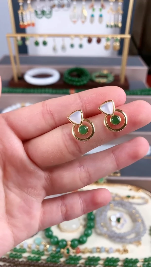 银S925镶嵌和田玉耳饰1