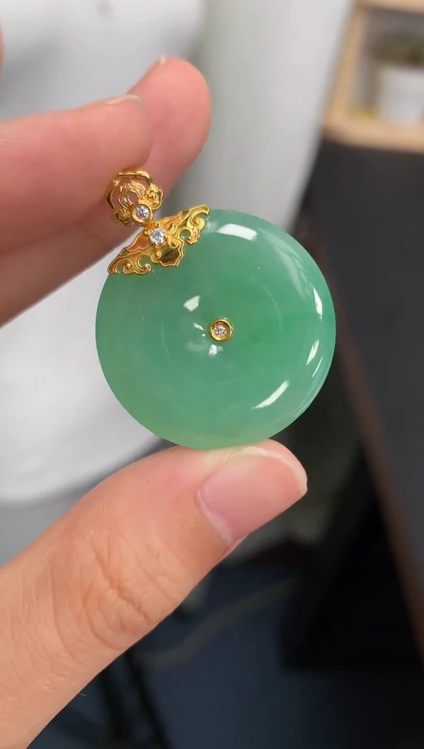 翡翠18K金镶嵌颈饰模式推广期48小时鉴赏期