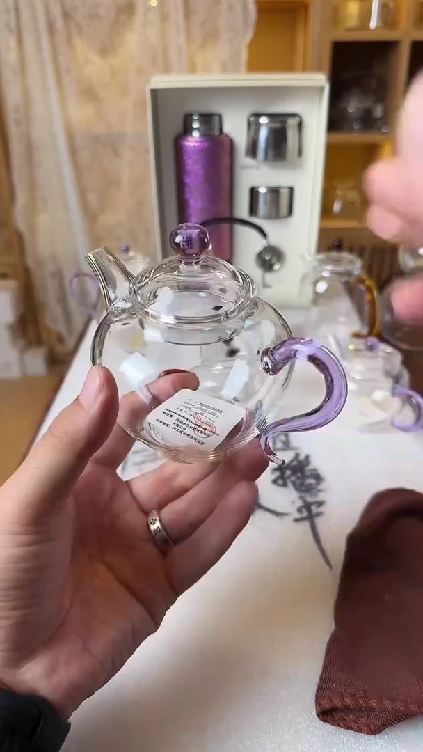 苹果壶紫。。。。。。。。。。。