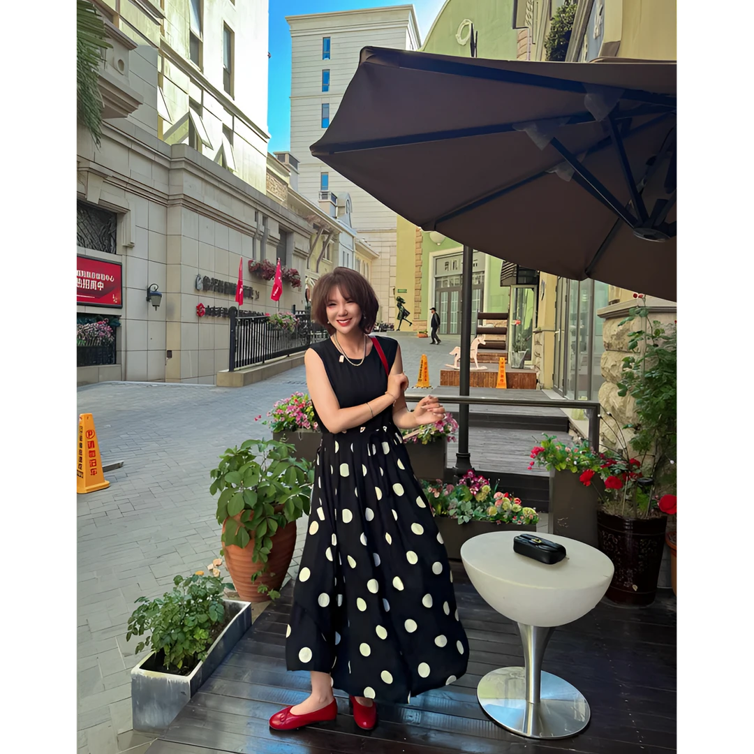 무지징-「爱丽丝梦境」少女感满满的一条波点背心棉绸连衣裙-B