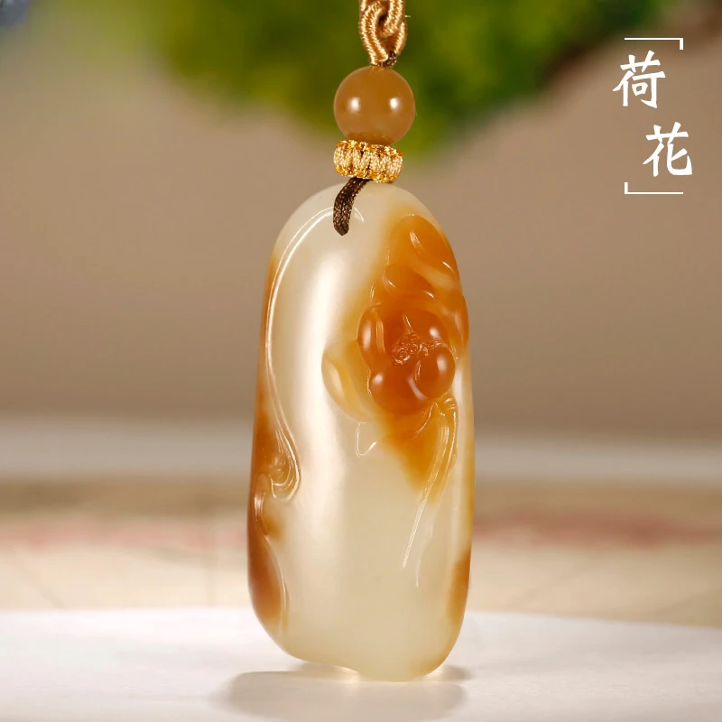 和田玉荷花糖白芙蓉花吊坠
