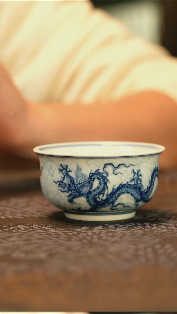 中式仿明淡海水深龙纹炉式