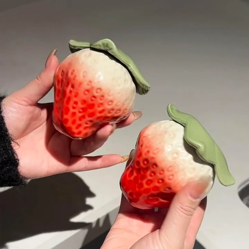 创意陶瓷草莓密封罐小号迷你茶叶罐家居实用小摆件