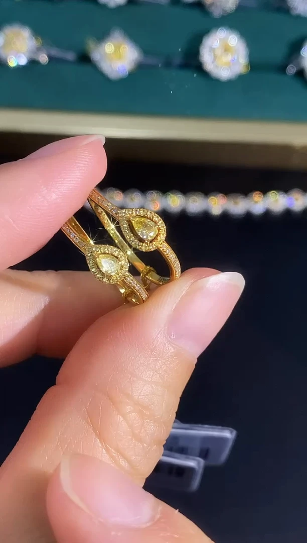 18K金镶嵌戒指钻石多样性发一