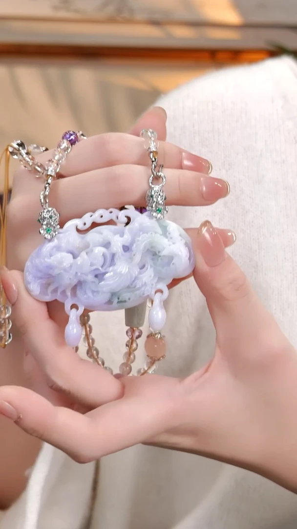 颈饰未镶嵌翡翠国风