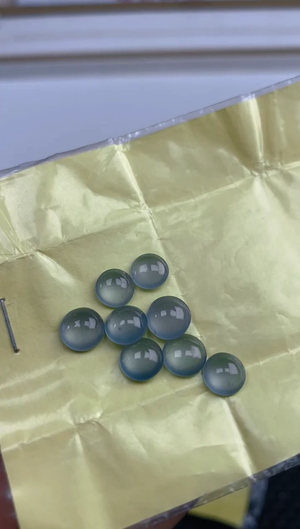 定制翡翠未镶嵌天然翡翠蛋面62