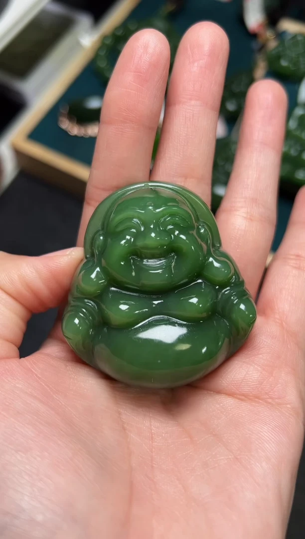 【闪购商品】和田玉（碧玉）颈饰未镶嵌碧玉50×53×19左右