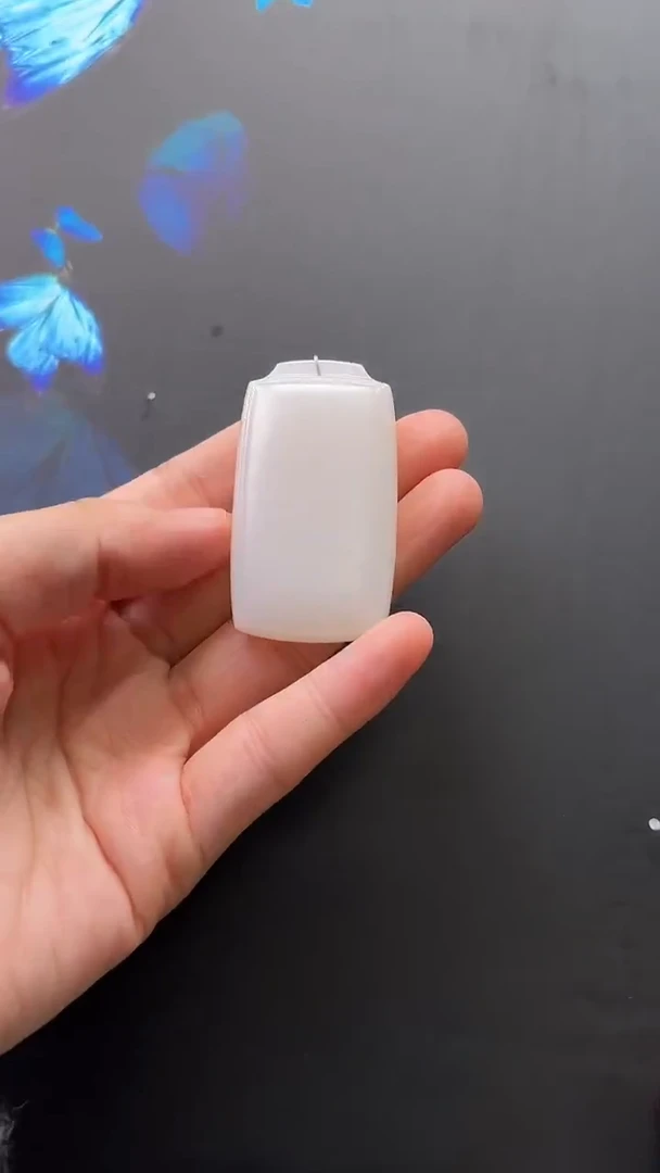 颈饰未镶嵌和田玉吊坠