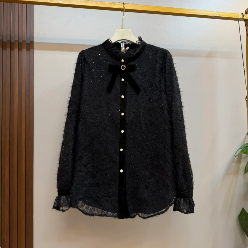 秋冬微胖新款时尚气质赫本风蝴蝶结装饰高品质宽松减龄遮肉蕾丝衫