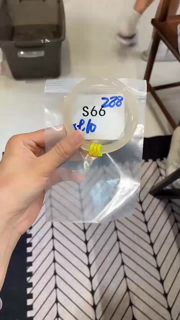 玛瑙/玉髓手镯未镶嵌S66