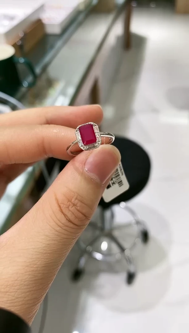 【闪购商品】红宝石戒指银S925镶嵌戒指