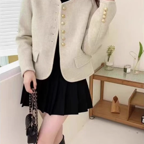 【宠粉浮力】小香风秋冬新款韩版时尚小个子圆领单排扣上衣A73011