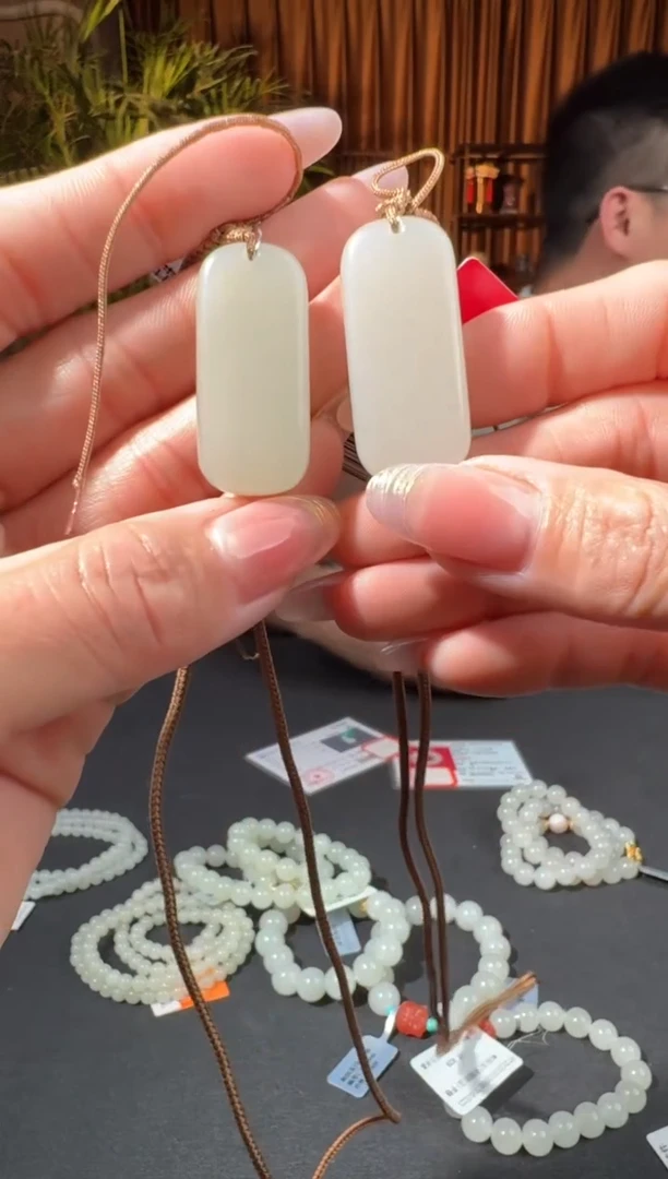 和田玉未镶嵌颈饰130玉出东山5.29多样性拍一发一