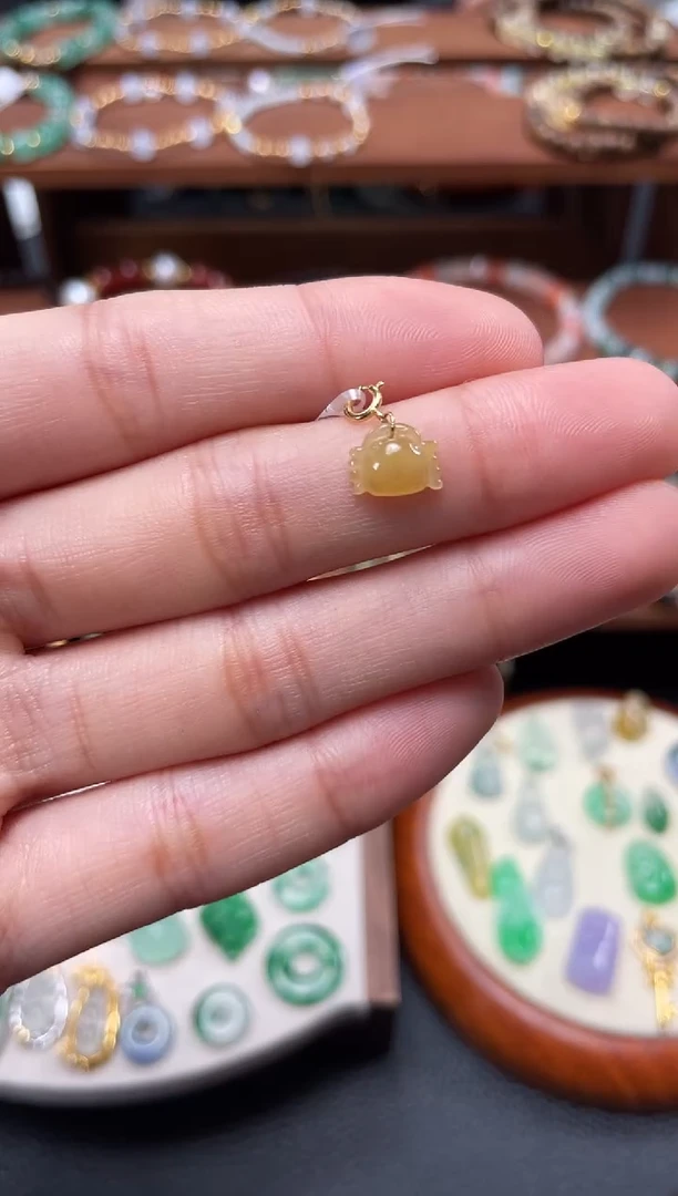 【闪购商品】翡翠吊坠(不含链)18K金镶嵌一个  JK342