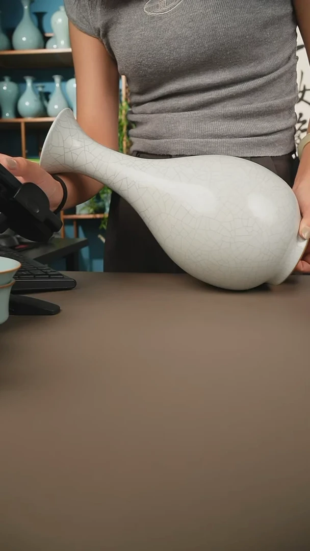 月白玉壶春大号