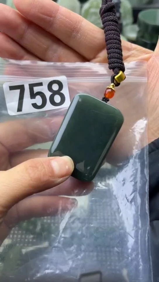 未镶嵌和田玉珠宝半成品牌子