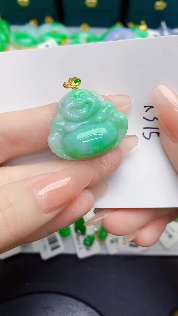 颈饰未镶嵌翡翠缅甸天然翡翠A货