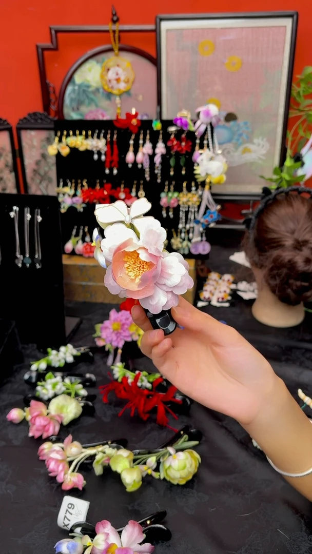 刺绣布*丁非遗手工绒花饰品