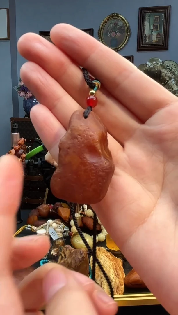 琥珀颈饰未镶嵌吊坠
