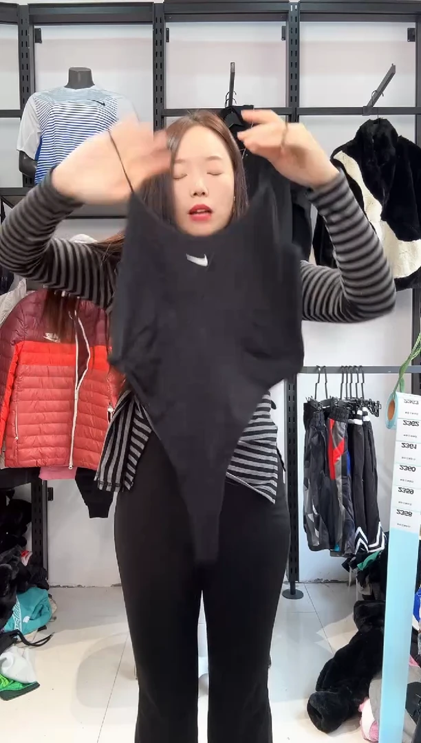 2358编码  瑕疵直播间过款为准 尺码160